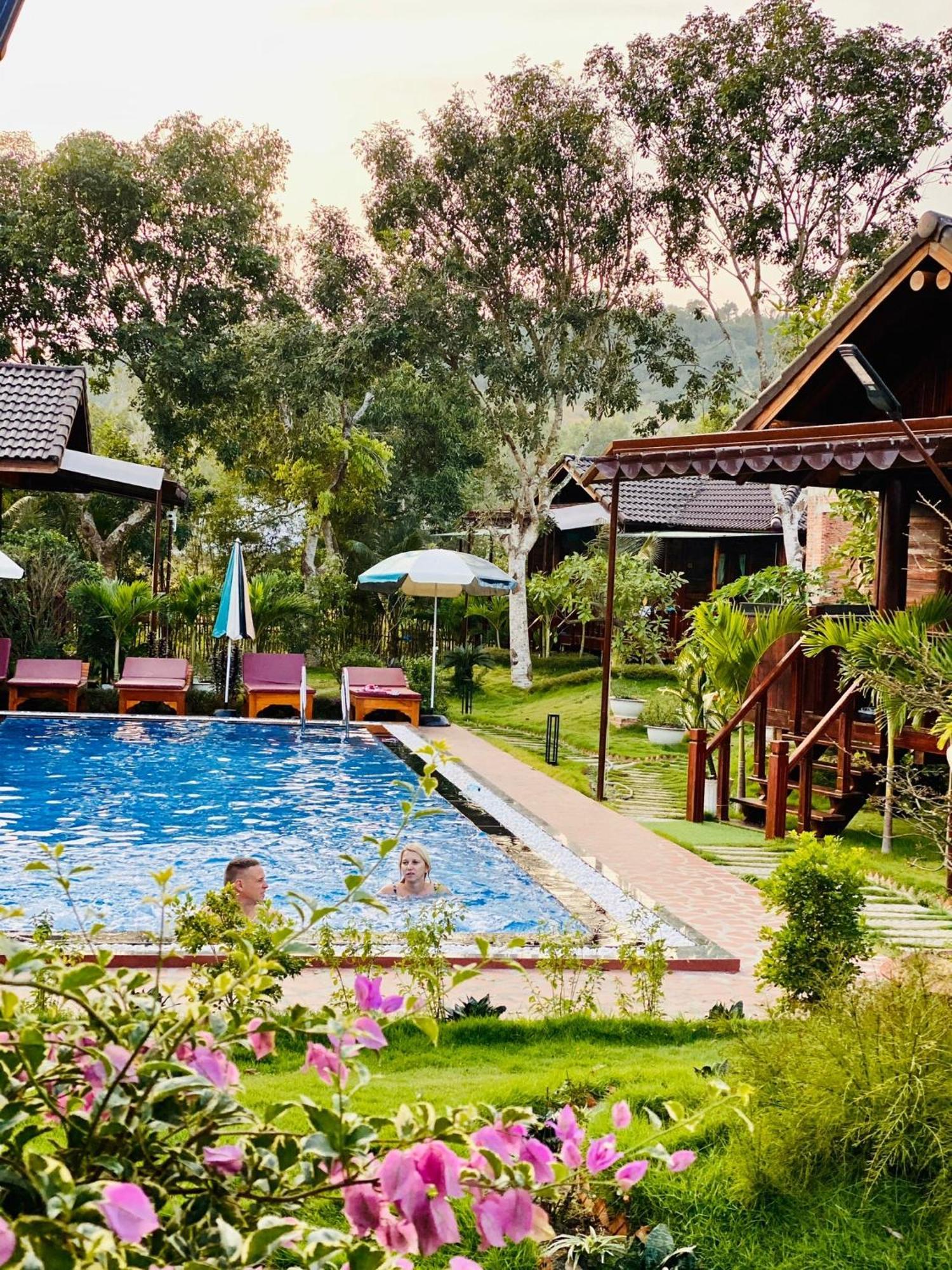 Anna Pham Bungalow - Friendly Local Duong Dong Exterior foto